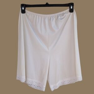 Vintage Bloomer Pettipants Vanity Fair Slip Shorts Size L STYLE12-778 Ivory Lace